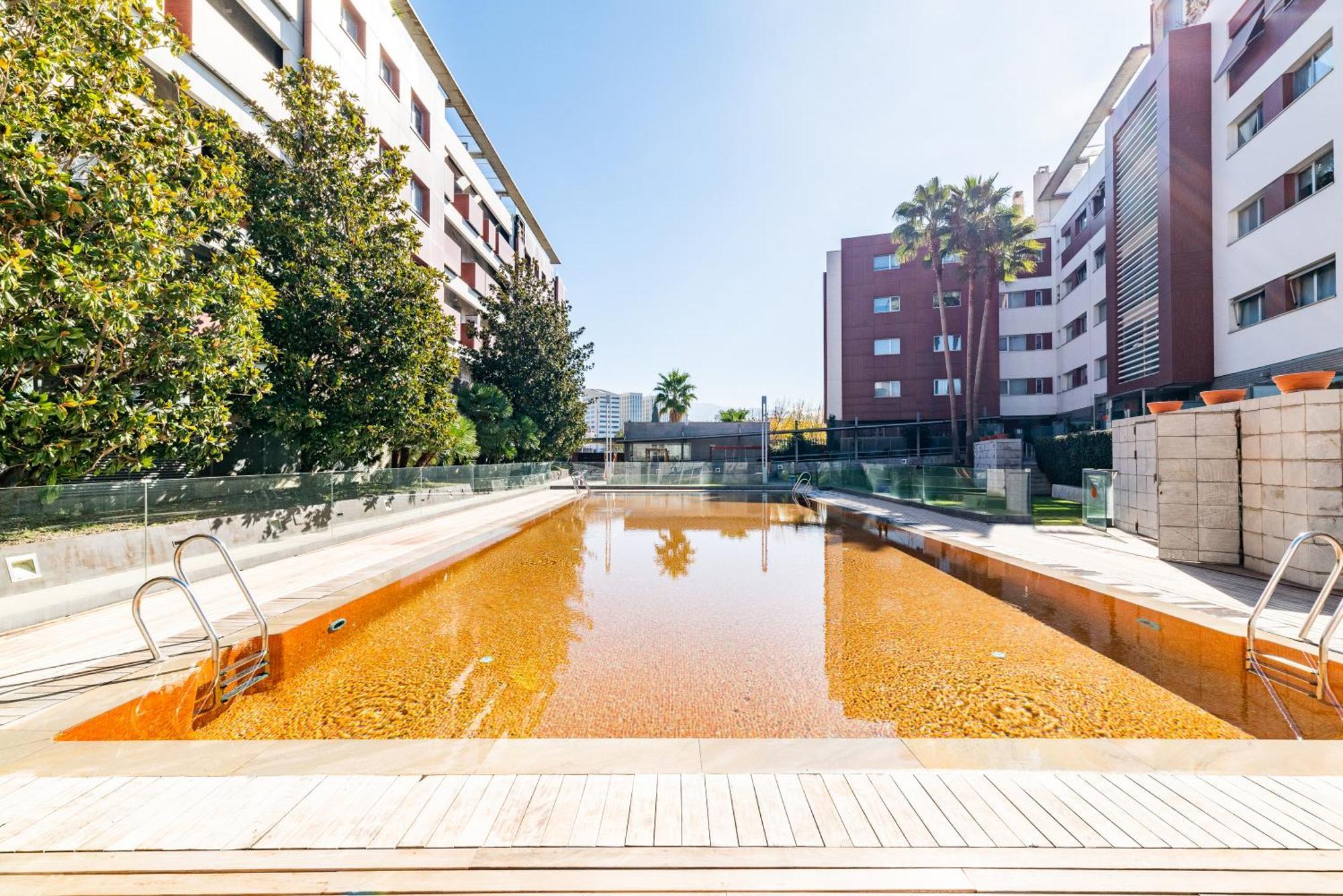דירות גרנדה Tuguest Avenida De La Investigacion - Free Parking מראה חיצוני תמונה